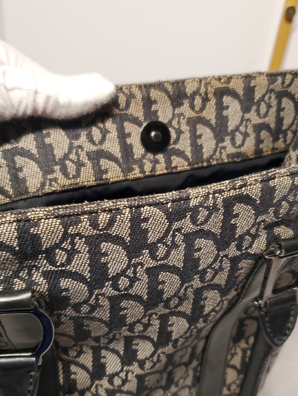 Christian Dior Black and Beige Jacquard Monogram Tote - Picture 11 of 15